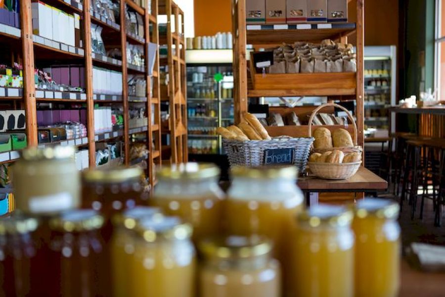 Le rayon épicerie fine du Terroir de Marc